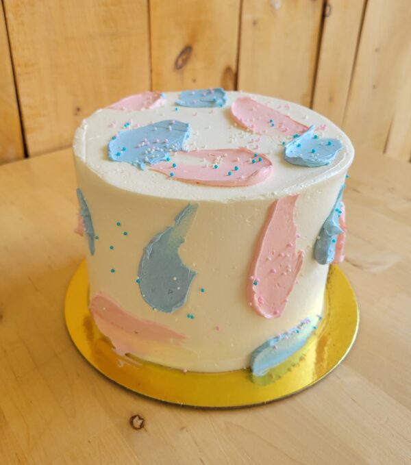 Gâteau gender reveal blanc, bleu et rose
